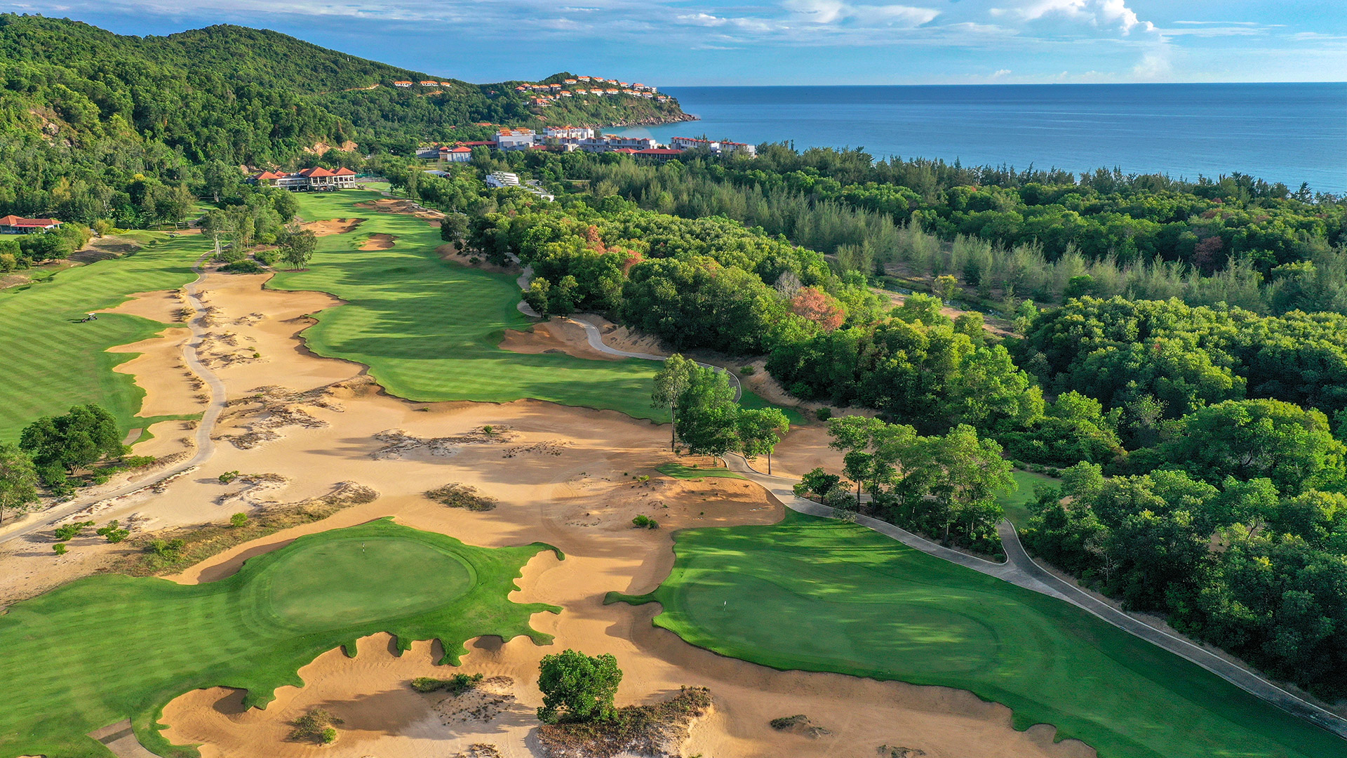 Laguna Golf Lăng Cô đạt danh hiệu “Sân Golf Tốt Nhất Việt Nam năm 2019”