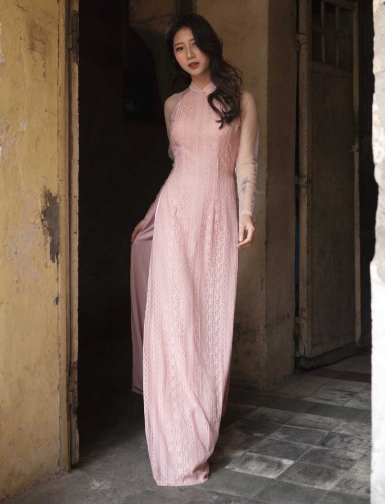2020] Mẫu áo dài cưới màu hồng paste, hồng phấn, cánh sen đẹp nhất | Thoitrangviet247