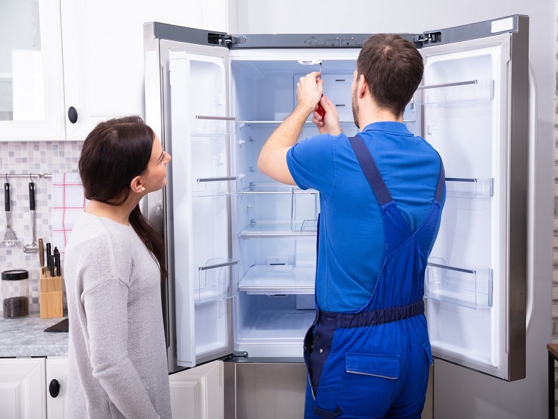 Vì sao cần phải lựa chọn đơn vị sửa tủ lạnh tại nhà uy tín?