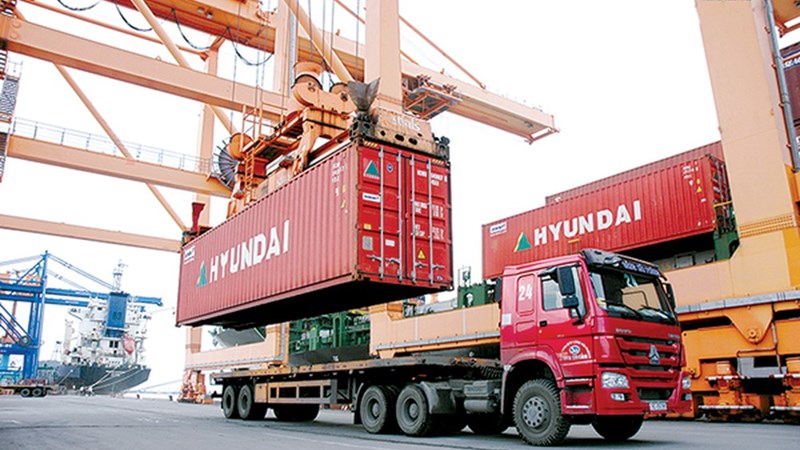 Vận chuyển hàng bằng container chuyên nghiệp, giá rẻ – Công ty vận chuyển hàng hóa Bắc Nam – Vận tải DT