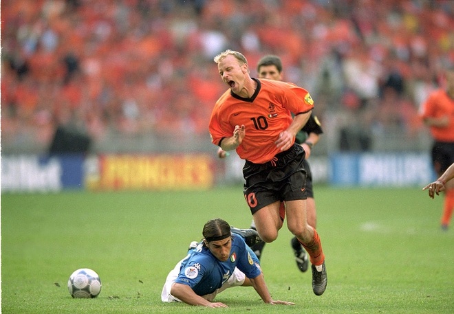 Bi kịch Hà Lan trước Italy tại Euro 2000 - Thể thao