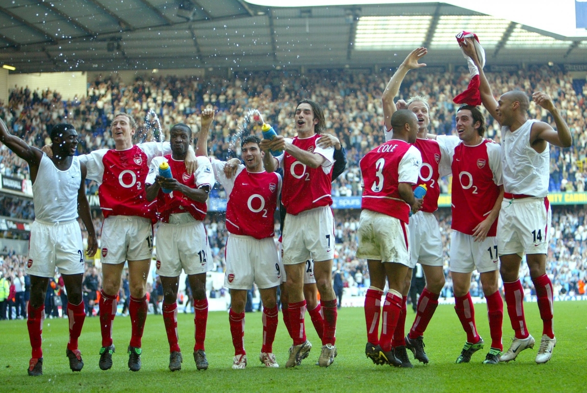 Tottenham Hotspur 2-2 Arsenal (April 2004) – Premier League Archive