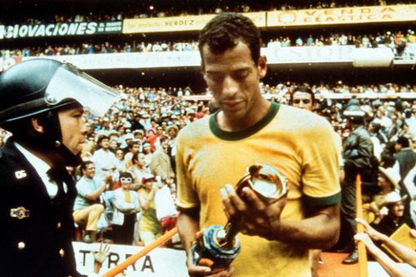 Đội Brazil huyền thoại: hạ gục mọi đối thủ của bạn