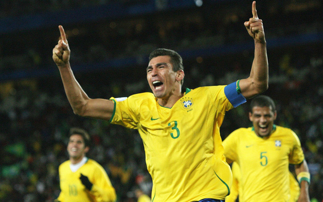 Đội Brazil huyền thoại: hạ gục mọi đối thủ của bạn