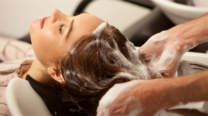 Dầu gội trị nấm da đầu được xem là phương pháp trị nấm tối ưu nhất