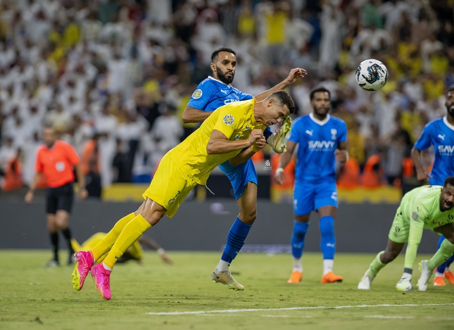 Khi nào Neymar sẽ đối đầu với Ronaldo ở trận kinh điển Saudi Arabia?