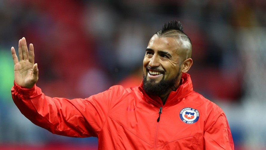 Barca chính thức có Arturo Vidal từ Bayern Munich